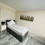 Haus Herrenweide ホテル ディープホルツ