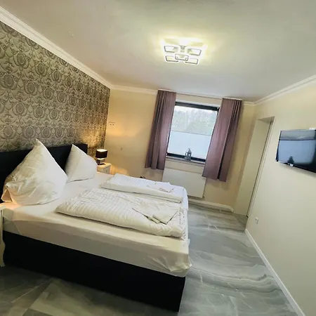 Haus Herrenweide 호텔 3*