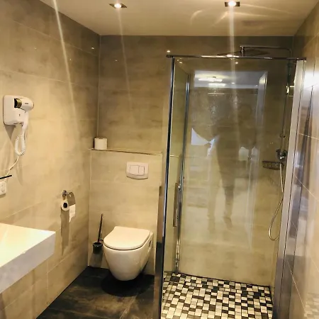 Haus Herrenweide Отель Дипхольц