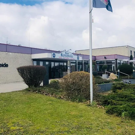 Hotel Haus Herrenweide 3*